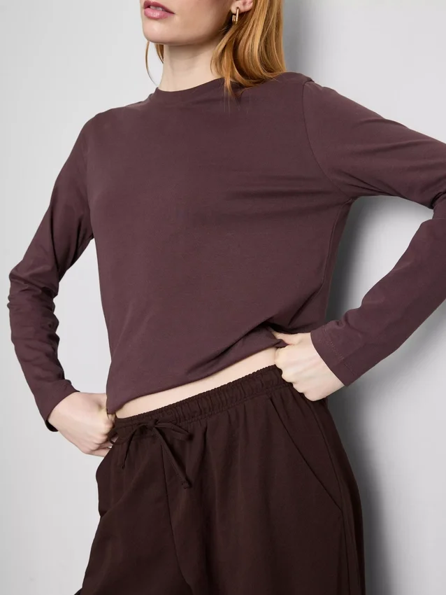 Dokulu geniş paça pantolon Dokulu geniş paça pantolon