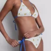 Dokulu limon desenli, yandan bağlamalı bikini altları Dokulu limon desenli, yandan bağlamalı bikini altları