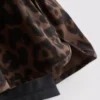Dokuma leopar desenli koşu şortu Dokuma leopar desenli koşu şortu