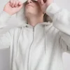 Fermuarlı kapüşonlu sweatshirt Fermuarlı kapüşonlu sweatshirt