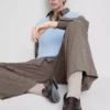 Fırçalanmış geniş paça ince çizgili pantolon Fırçalanmış geniş paça ince çizgili pantolon