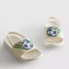 Futbol temalı kayma sandaletler