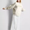 Gelinlik nakışlı payetli sweatshirt Gelinlik nakışlı payetli sweatshirt