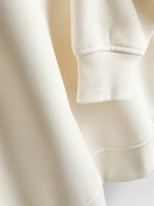 Gelinlik nakışlı payetli sweatshirt Gelinlik nakışlı payetli sweatshirt
