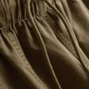 Geniş paça dikiş detaylı iş pantolonu Geniş paça dikiş detaylı iş pantolonu