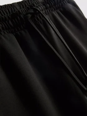 Geniş paçalı eşofman altları