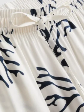 Geniş paçalı mercan desenli pijama altları