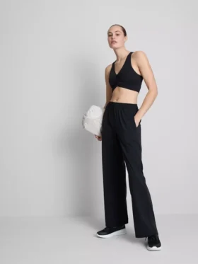 Geniş paçalı spor-gündelik pantolon