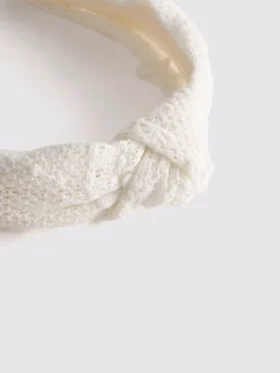 Çiçek desenli düğümlü saç bandı
