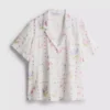 Çiçek desenli kısa kollu pijama gömleği