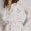 Çiçek desenli mini sabahlık Çiçek desenli mini sabahlık