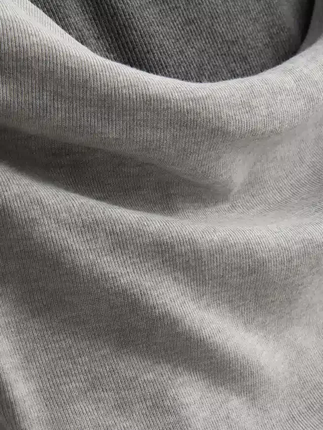 Çift katmanlı tişört Çift katmanlı tişört