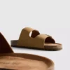 Çift tokalı sandaletler