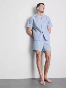 Çizgili, düğmeli pijama gömleği