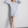 Çizgili oversize erkek tarzı gecelik Çizgili oversize erkek tarzı gecelik