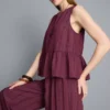 Çizgili peplum etekli tişört Çizgili peplum etekli tişört