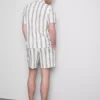 Çizgili pijama gömleği