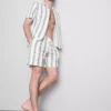 Çizgili pijama şortu Çizgili pijama şortu