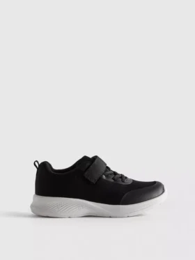 Kalın tabanlı düşük bilekli Sneakerlar