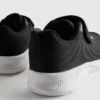 Kalın tabanlı düşük bilekli Sneakerlar