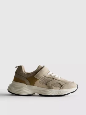 Kalın tabanlı Sneakerlar