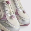 Kalın toggle sneakerlar