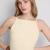 Kare yakalı mini elbise Kare yakalı mini elbise