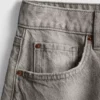 Kenarları işlenmemiş denim bermuda şort Kenarları işlenmemiş denim bermuda şort