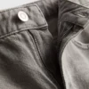 Kenarları işlenmemiş denim bermuda şort Kenarları işlenmemiş denim bermuda şort