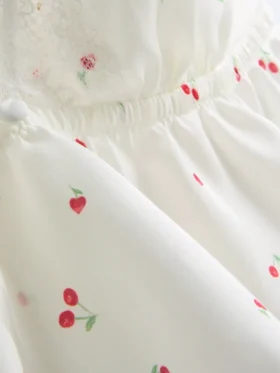 Kiraz desenli dantel süslemeli uçuşan bralette