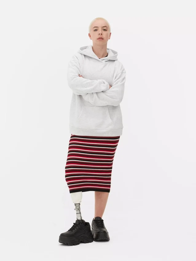 Klasik pullover kapüşonlu sweatshirt Klasik pullover kapüşonlu sweatshirt