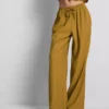 Kırışık geniş paça pantolon