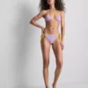 Kırışık kontrastlı üçgen bikini üstü Kırışık kontrastlı üçgen bikini üstü