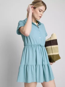 Kısa kollu katlı mini elbise