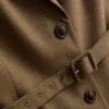 Kısa kollu, kemer detaylı blazer Kısa kollu, kemer detaylı blazer
