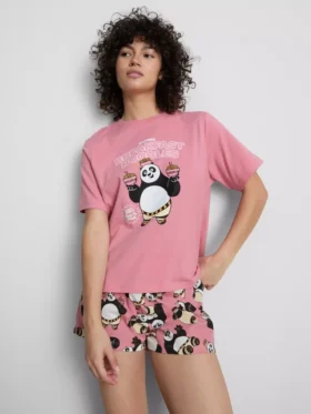 Kung Fu Panda karakterli kısa pijama