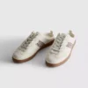 Lastik tabanlı slip-on sneakerlar