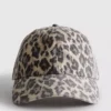 Leopar desenli beyzbol şapkası