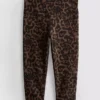 Leopar desenli spor kapri tayt Leopar desenli spor kapri tayt