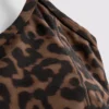 Leopar desenli, sırt kısmı açık spor crop top Leopar desenli, sırt kısmı açık spor crop top