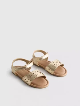 Metalik lazer kesim sandaletler
