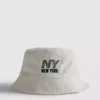 New York logolu kova şapka New York logolu kova şapka