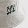 New York logolu kova şapka New York logolu kova şapka