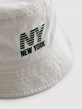 New York logolu kova şapka