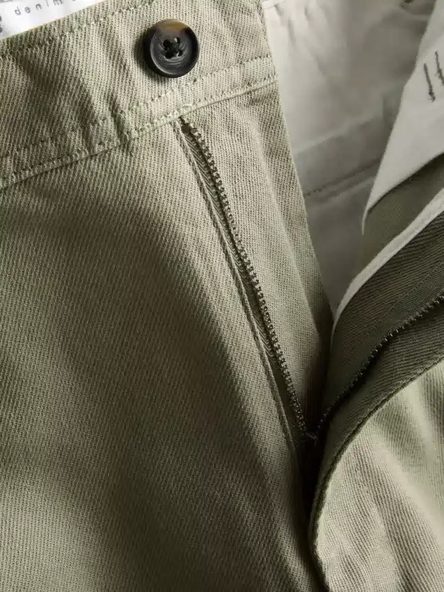 Orta bel bol kesim chino pantolon Orta bel bol kesim chino pantolon