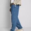 Orta bel, bol kesim jean pantolon Orta bel, bol kesim jean pantolon