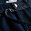 Orta bel, kemerli, geniş paça jean pantolon Orta bel, kemerli, geniş paça jean pantolon