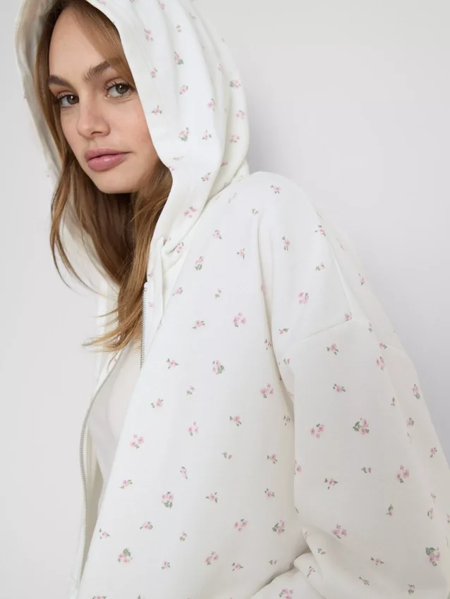 Pamuk ağırlıklı çiçek desenli, baştan aşağı fermuarlı kapüşonlu sweatshirt Pamuk ağırlıklı çiçek desenli, baştan aşağı fermuarlı kapüşonlu sweatshirt