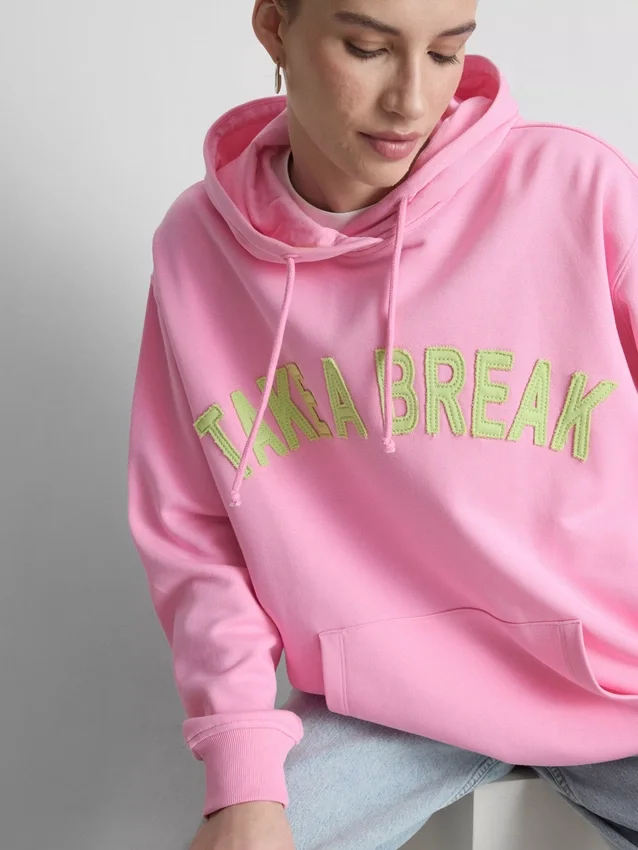 Pamuk ağırlıklı, üniversite temalı baskılı kapüşonlu sweatshirt Pamuk ağırlıklı, üniversite temalı baskılı kapüşonlu sweatshirt
