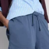 Pamuklu bol kesim ipli şort Pamuklu bol kesim ipli şort